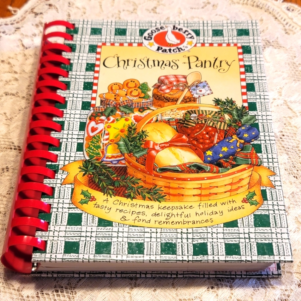 🎄VTG Gooseberry Patch Christmas Cookbook Kitschy Farmhouse Home Cooking